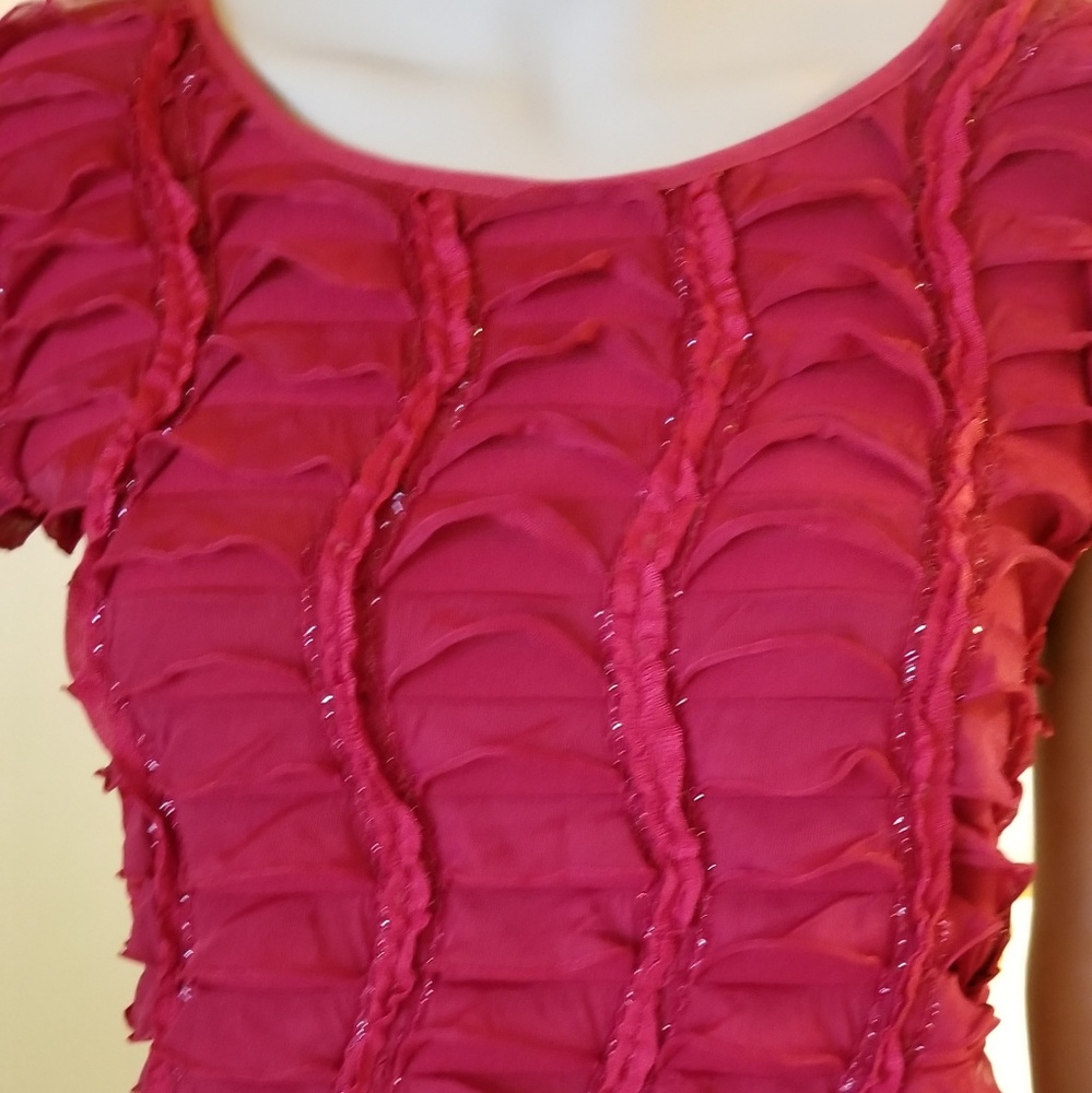 Ruffle Detail Top - Picture 2 of 6